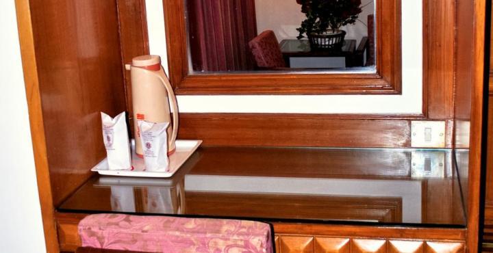Hotel Baljees Regency Шимла Екстериор снимка