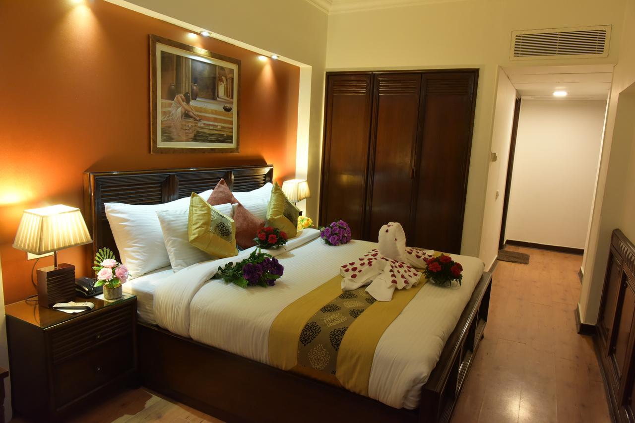 Hotel Baljees Regency Шимла Екстериор снимка