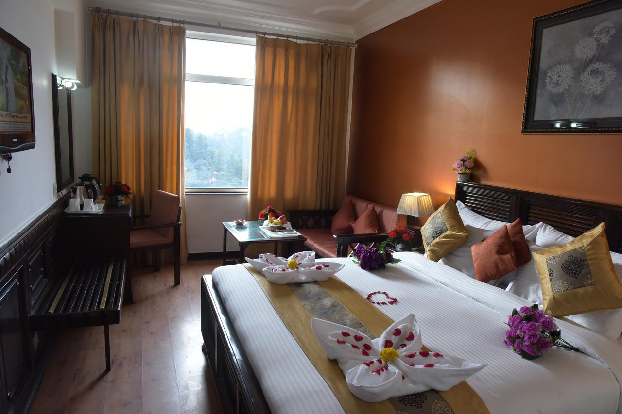 Hotel Baljees Regency Шимла Екстериор снимка