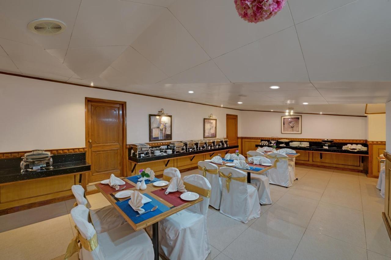 Hotel Baljees Regency Шимла Екстериор снимка